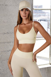 Determination - Seamless Scoop Neck Sports Bra in Ivory