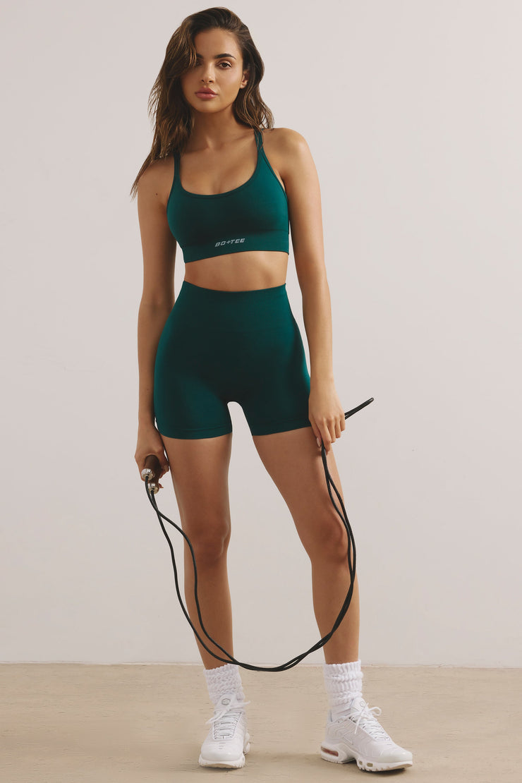 Streamline - Strappy Define Luxe Sports Bra in Jade Green