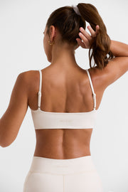 Set - Twist Bust Sports Bra in White