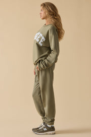 Ultimate - Mid-Rise Joggers in Soft Olive