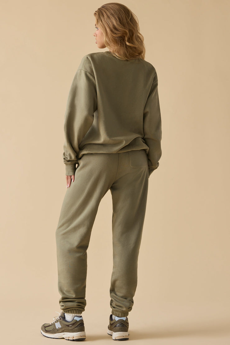 Ultimate - Mid-Rise Joggers in Soft Olive