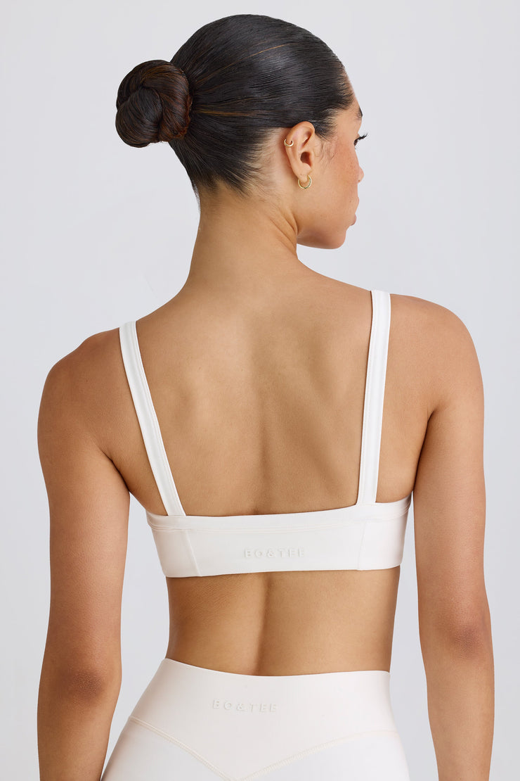 Soft Active Contrast-Trim Sports Bra in White